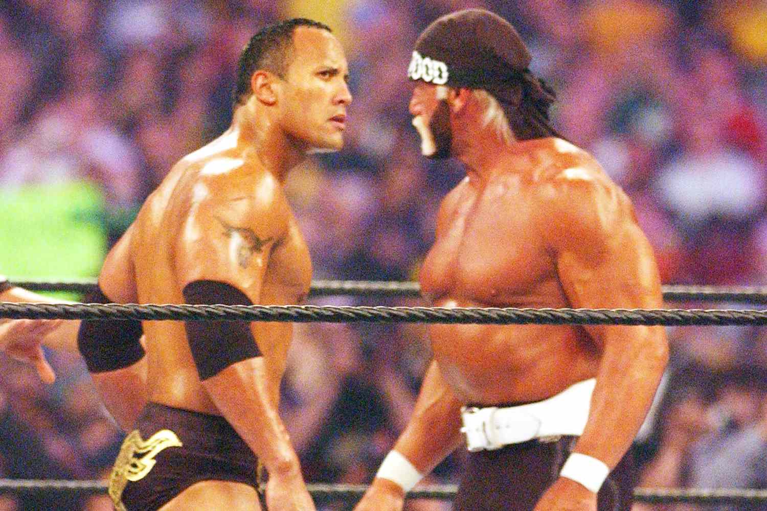 Rock vs Hulk Hogan WrestleMania 18