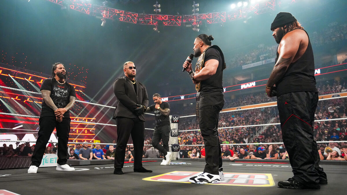 Roman Reigns Solo Sikoa The Bloodline