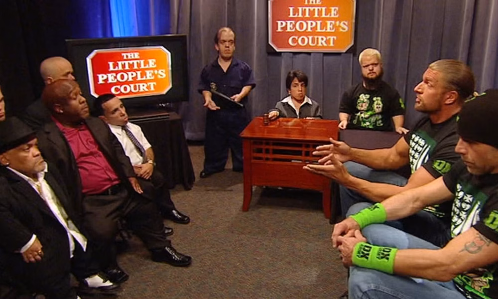 wwe dx little people's court